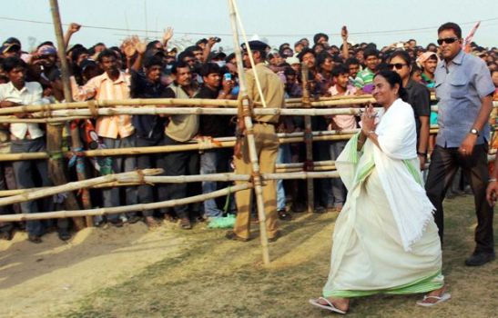 People of Bengal will give a fitting reply to the Opposition through ballots: Trinamool Chairperson at Memari People of Bengal will give a fitting reply to the Opposition through ballots: Trinamool Chairperson at Memari