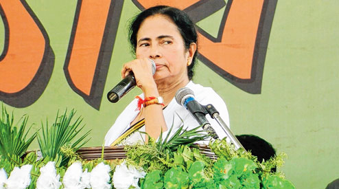 Trinamool Chairperson bats for peace and prosperity at Sonarpur Trinamool Chairperson bats for peace and prosperity at Sonarpur