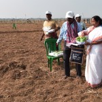 Mamata Banerjee formally re-commenced farming on the plots of land in Singur, 20.10.2016