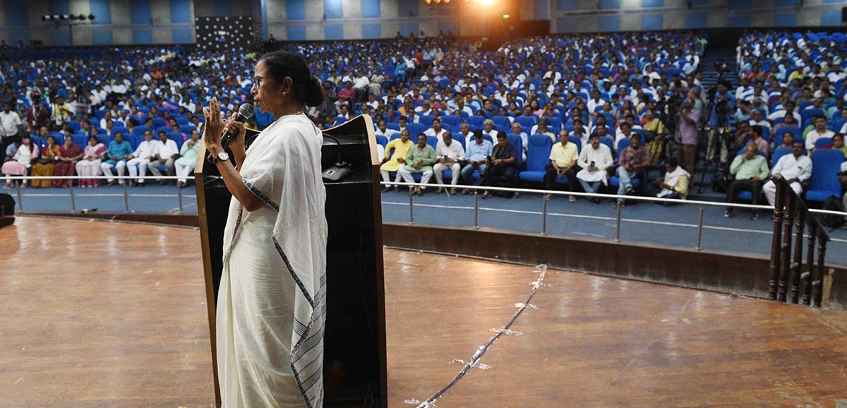 Take criticism in the proper light and improve upon your work: Mamata Banerjee to councillors Take criticism in the proper light and improve upon your work: Mamata Banerjee to councillors