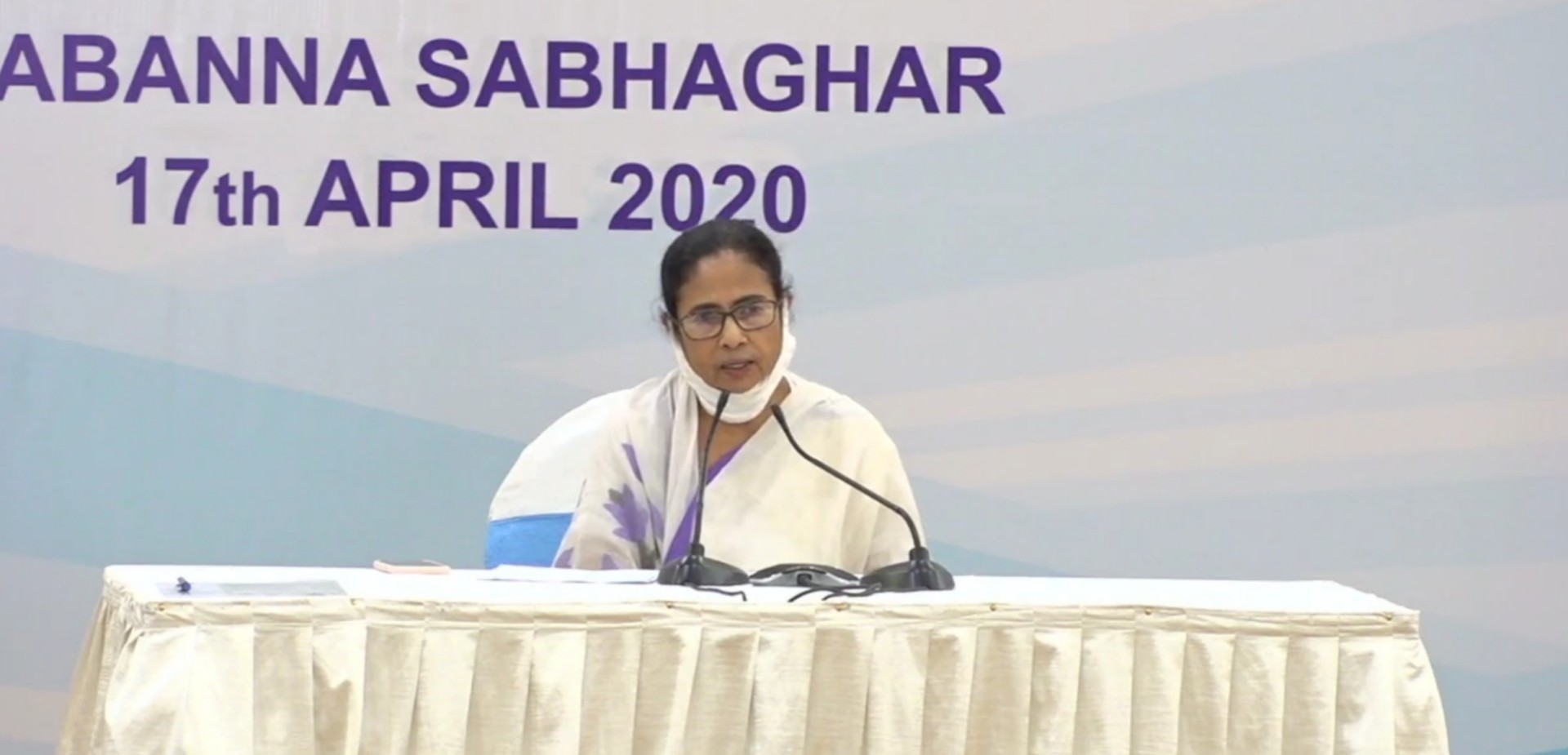 We cannot have Gujarat incidents being passed off as having taken place in Metiabruz: Mamata Banerjee We cannot have Gujarat incidents being passed off as having taken place in Metiabruz: Mamata Banerjee