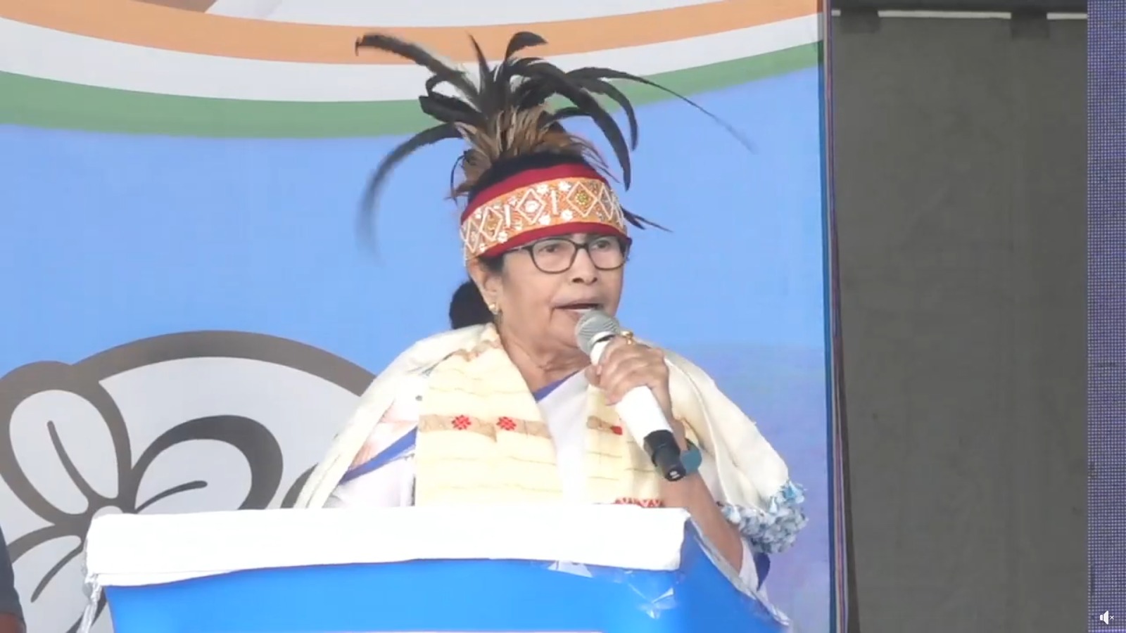 Trinamool would be your friend for all seasons: Mamata Banerjee Trinamool would be your friend for all seasons: Mamata Banerjee