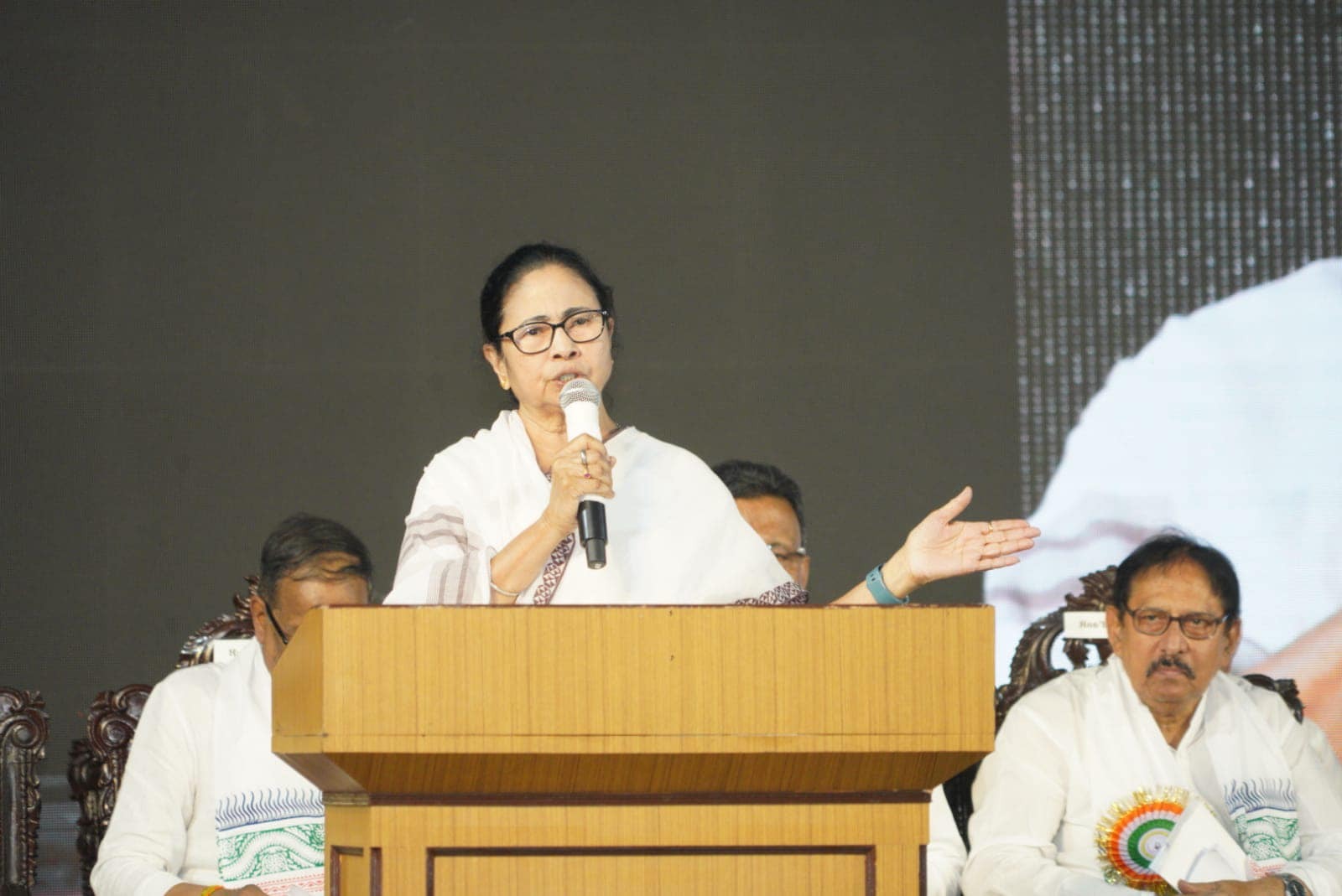 In favour of giving rights, not taking them away: Mamata Banerjee In favour of giving rights, not taking them away: Mamata Banerjee