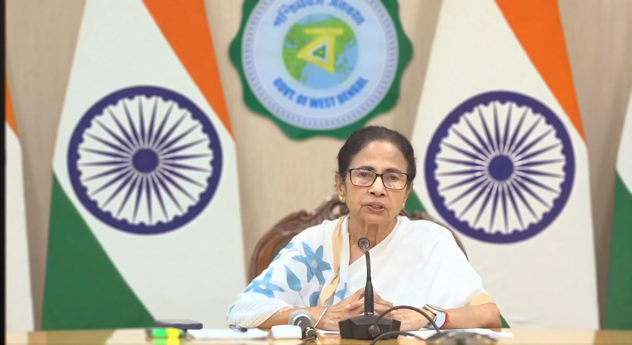 নির্বাচনী প্রচারের নামে প্রধানমন্ত্রী রাজনীতির হোলি খেলায় মেতেছেন : মমতা বন্দ্যোপাধ্যায় নির্বাচনী প্রচারের নামে প্রধানমন্ত্রী রাজনীতির হোলি খেলায় মেতেছেন : মমতা বন্দ্যোপাধ্যায়