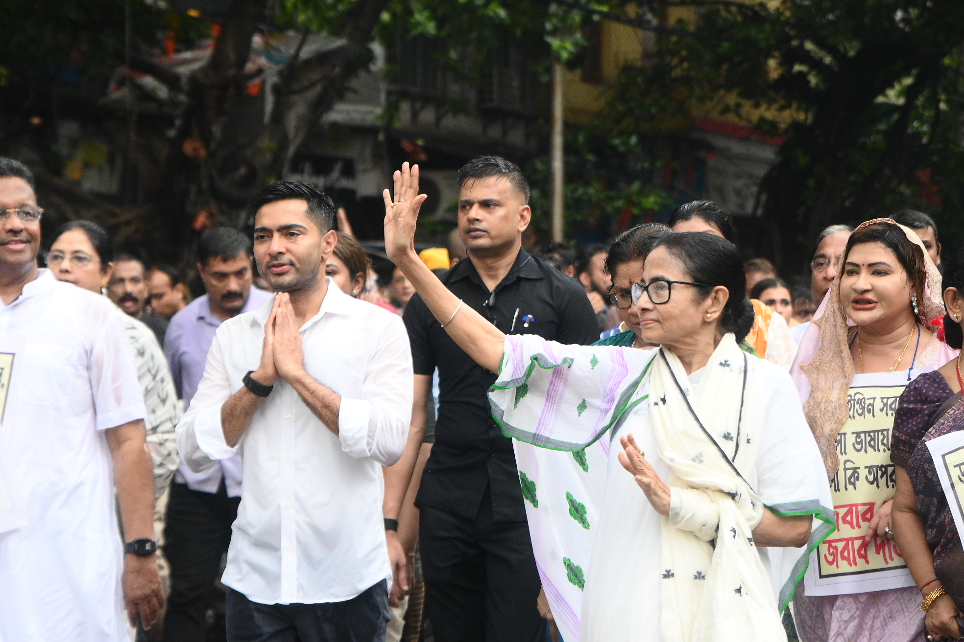 We will not tolerate atrocities against Bengalis: Mamata Banerjee We will not tolerate atrocities against Bengalis: Mamata Banerjee